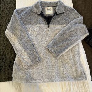 Dylan Sherpa pullover size small